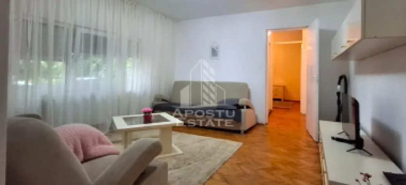 Apartament 2 camere Cal.Romanilor.Din 01.08