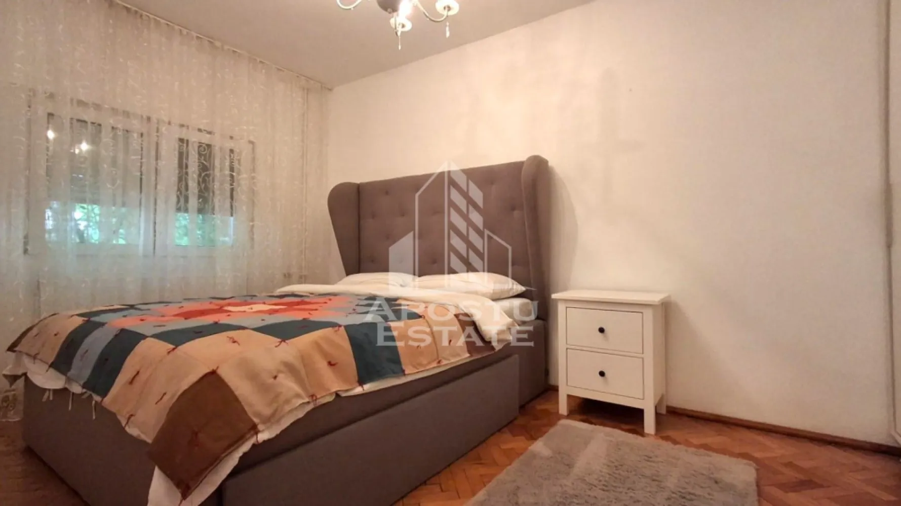 Apartament 2 camere Cal.Romanilor.Din 01.08