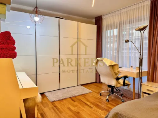Penthouse exclusivist 180mp, terase 250mp, zona Buna Ziua