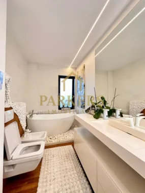 Penthouse exclusivist 180mp, terase 250mp, zona Buna Ziua