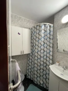 Apartament cu 2 camere de închiriat în zona Titan, Sector 3