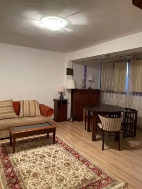 Apartament cu 2 camere de închiriat în zona Titan, Sector 3