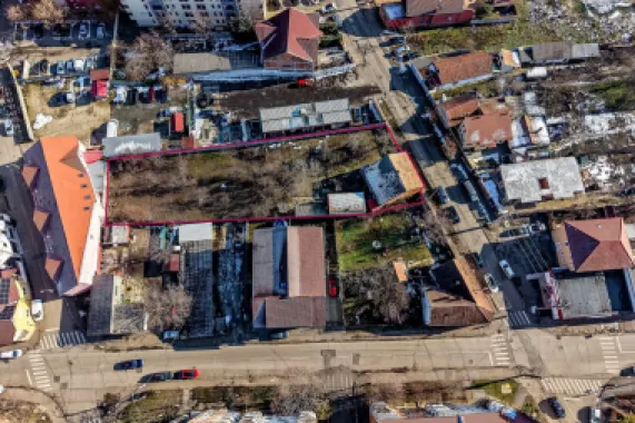 Teren intravilan de vânzare – Str. Pionierilor, Zona Alfa