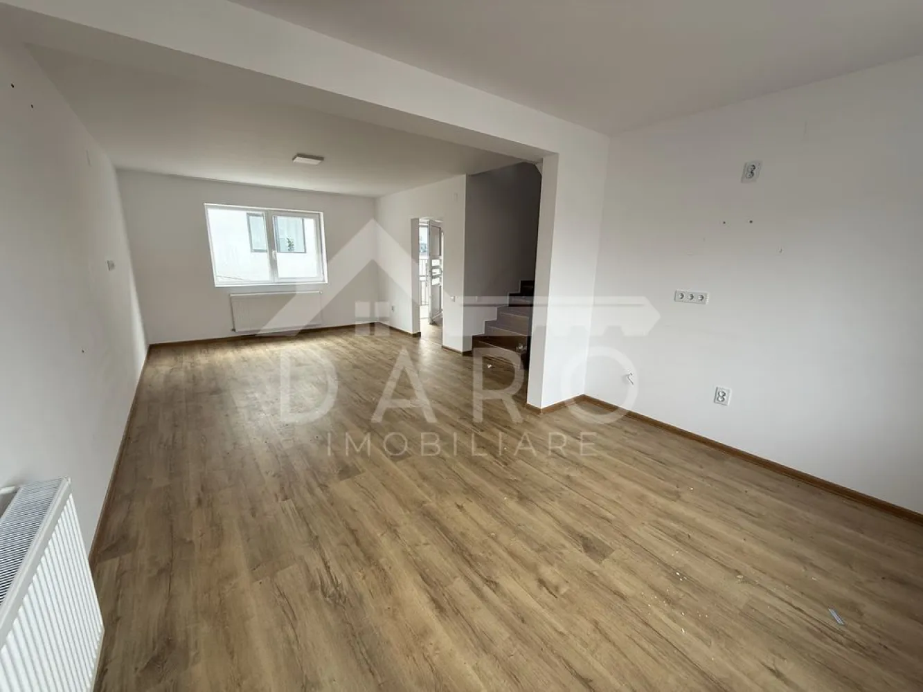 🏡 Case tip triplex de vânzare | 110 mp | Garaj | 126.000 €