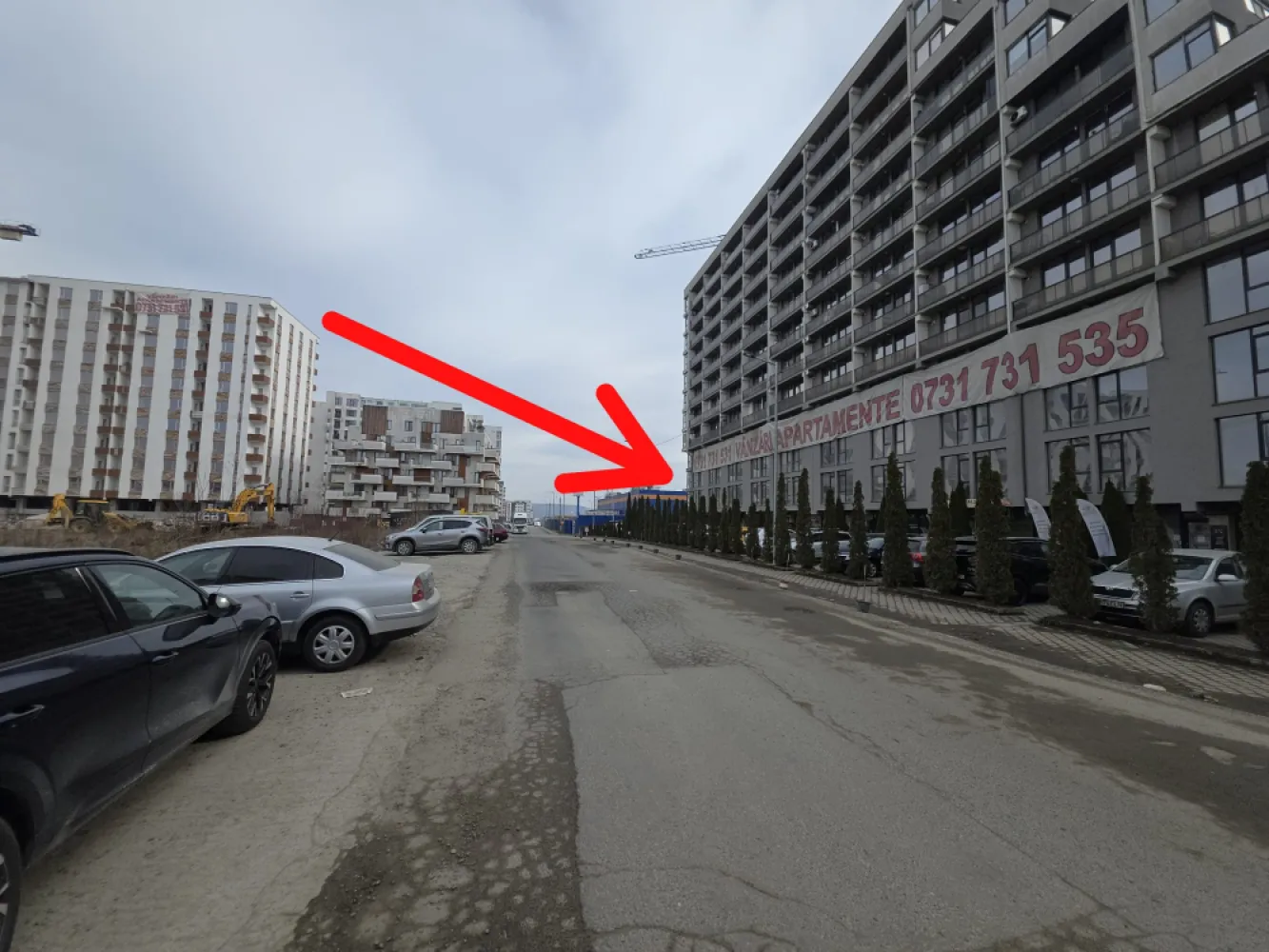 Spațiu comercial-Dna Stanca- VITRINA LA STRADA PRINCIPALA - Spațiu comercial de închiriat - 90MPU FINISATSUPER OFERTA-750€/lună(TVA INCLUS)Doamna Stanca 38Locație excelentă, situată într-o zonă comercială dezvoltată, cu trafic constant&nbsp;Suprafață: 90 mp – compartimentare practică, potrivită pentru multiple tipuri de activități.Poate fi compartimentat în funcție de nevoile și tipul de activitate&nbsp;2 intrări:&nbsp;intrare principală, cu acces direct din față și vitrină la stradă&nbsp;intrare secundară în partea din spate – ideală pentru staff, aprovizionare&nbsp;Vitrină generoasă la stradă – vizibilitate excelentă&nbsp;Numeroase locuri de parcare disponibile în fața spațiului&nbsp;Pentru mai multe informații sau programarea unei vizionări:076 700 5000