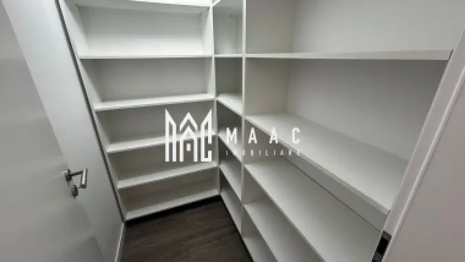 Apartament 3 camere | 71.8 MPU | 2 terase | Etaj 1 | Parcare | LUX