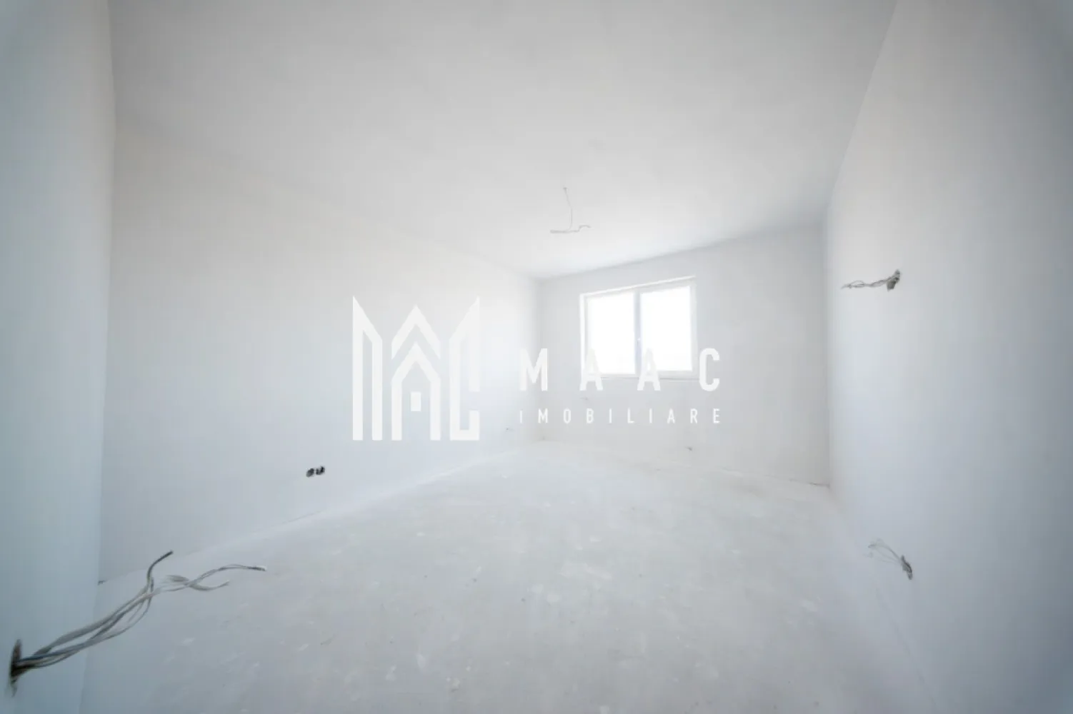 Apartamente 2 și 3 camere | Rate direct la dezvoltator | Balcon Selimbar - Maac Imobiliare prezintă spre vânzare apartamente moderne cu 2 și 3 camere, cu posibilitatea achiziției în rate direct la dezvoltator, fără credit bancar.

Locuințele sunt compartimentate eficient și se predau la cheie, fiind ideale atât pentru locuit, cât și pentru investiție.

Tipuri de apartamente disponibile:

Apartamente cu 2 camere

Suprafață: 47 mp utili

Compartimentare: living cu bucătărie open space, dormitor, baie cu geam, logie de 4 mp

Preț: 103.000 euro (TVA inclus)

Suprafață: 55 mp utili

Compartimentare: living cu bucătărie open space, dormitor, baie cu geam, logie de 4 mp

Preț: 125.000 euro (TVA inclus)

Apartamente cu 3 camere

Suprafață: 75 mp utili

Compartimentare: living cu bucătărie open space, 2 dormitoare, 2 băi, balcon/logie de 8 mp

Preț: 169.000 euro (TVA inclus)

Posibilitate achiziție în rate: 33.000 euro avans + 600 euro/lună timp de 30 ani

Suprafață: 80 mp utili

Compartimentare: living cu bucătărie open space, 2 dormitoare, 2 băi, balcon de 8 mp

Preț: 180.000 euro (TVA inclus)

Posibilitate achiziție în rate: 33.000 euro avans + 650 euro/lună timp de 30 ani

Dotări și informații suplimentare

Predare la cheie

Uși interioare Porta Doors

Logii și balcoane generoase

Loc de parcare disponibil separat – 5.000 euro

Predare estimată: Iunie – Iulie

Pentru mai multe detalii precizați că ați văzut anunțul cu ID: CP2954428.