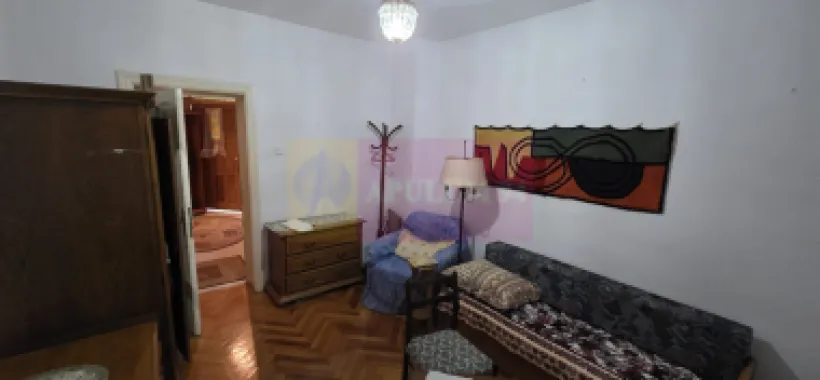Vila de vanzare cu 6 camere si teren de 1000 mp in Cornu, Prahova