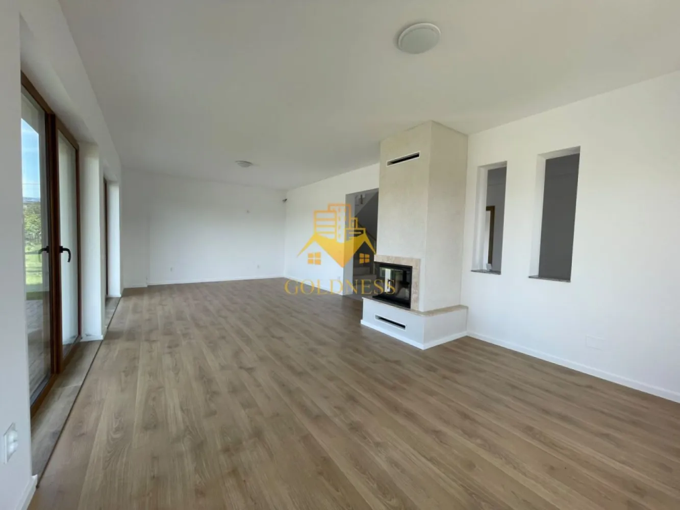Casa individuala, Salicea, Premium, Curte 500Mp, 4 Camere, Sun tropez