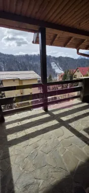 Vila duplex de vanzare cu 4 camere in Azuga