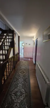 Vila duplex de vanzare cu 4 camere in Azuga