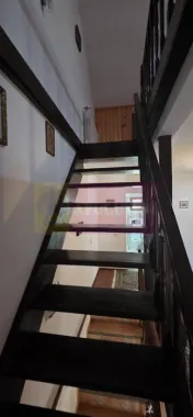 Vila duplex de vanzare cu 4 camere in Azuga