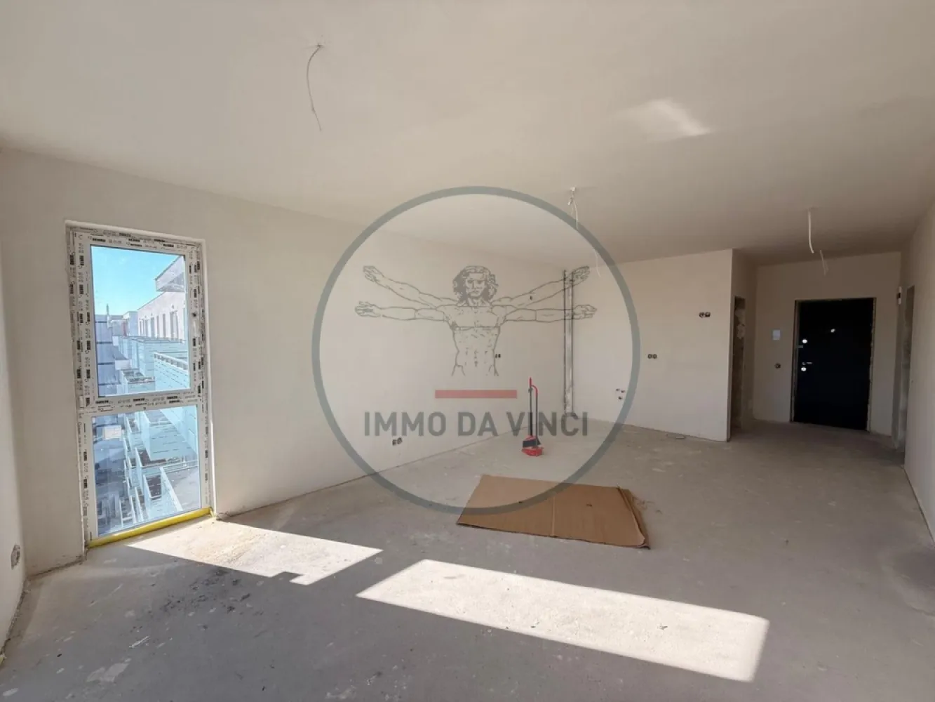Apartement 2 camere 55mp bloc NOU Marasti | Bulgaria Cluj Napoca - 🏡 Apartament 2 camere | 54,26 mp | Bloc nou | Etaj 6 | Balcon | Priveliște superbă, cartier Marasti/Bulgaria Cluj
💰 Preț: 155.000 EUR
Îți prezentăm un apartament modern cu 2 camere, situat la etajul 6 al unui imobil nou, ideal atât pentru locuit, cât și pentru investiție.
📐 Suprafață utilă: 54,26 mp
🌅 Balcon: 5,76 mp
🏢 Etaj 6 – priveliște deschisă asupra orașului
🆕 Apartament nou, la stadiu de finisat la alb (ideal pentru personalizare)

Compartimentare inteligentă:
✔ Living generos + bucătărie open-space (27 mp)
✔ Dormitor spațios (14,72 mp)
✔ Baie
✔ Hol + debara
✔ Balcon cu acces din living

Avantaje:
✅ Spațiu luminos, datorită suprafețelor vitrate mari
✅ Compartimentare eficientă
✅ Bloc nou, lift modern
✅ Ideal pentru amenajare după propriul gust
✅ Potrivit pentru locuință personală sau investiție (închiriere)

📍 Zonă cu acces facil către puncte de interes, magazine, transport și servicii.
💰 Preț parcare 13.500 EUR
📞 Pentru detalii și programarea unei vizionări: 0746 367 179 / 0756 935 933
