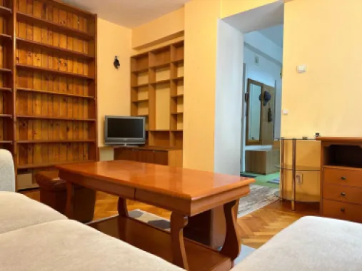 Apartament 2 camere, ultracentral, București, Piața Romană, Nr. 9