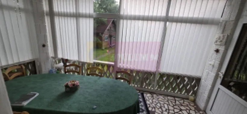 Vila de vanzare cu 6 camere si teren de 1000 mp in Cornu, Prahova