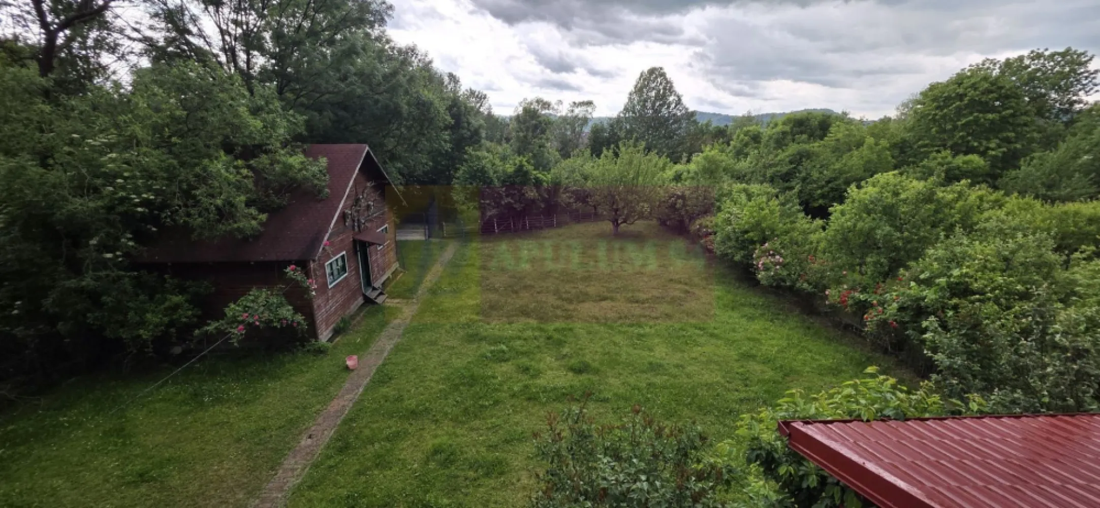 Vila de vanzare cu 6 camere si teren de 1000 mp in Cornu, Prahova