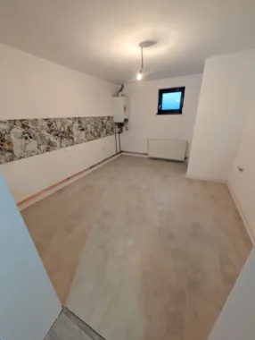 Spațiu comercial de închiriat, zona Decebal