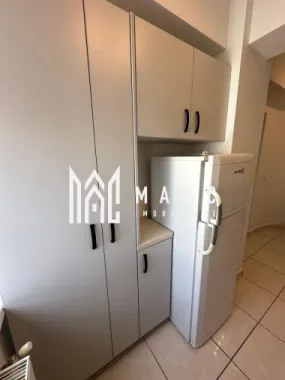 Apartament 3 camere I Etaj 2 I Modern I Balcon I Central
