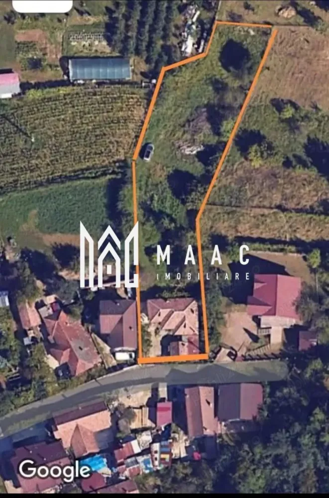 Casă de vânzare Goranu- Ramnicu Valcea| teren 1300mp| - MAAC IMOBILIARE vă propune spre vânzare o proprietate deosebită, situată în cartierul Goranu din Râmnicu Vâlcea, într-o zonă liniștită și apreciată pentru peisajele frumoase și aerul curat.

Casa impresionează prin stilul brâncovenesc autentic și arhitectura aparte, oferind un farmec tradițional și un potențial excelent atât pentru locuință permanentă, cât și pentru o casă de vacanță.

Proprietatea este amplasată pe un teren intravilan generos de 1300 mp, cu deschidere la stradă de 19 metri, existând și posibilitatea de extindere cu încă 450 mp. Terenul este poziționat pe un platou și include pomi fructiferi și viță-de-vie, oferind un cadru natural plăcut și intim.

Caracteristici proprietate:

Suprafață casă: aproximativ 127 mp

Compartimentare: 6 camere

-4 dormitoare

-Bucătărie

-Baie

-Beci generos

Utilități disponibile:

-apă

-curent electric

-gaze naturale

-fantana proprie

Proprietatea oferă multiple posibilități de amenajare și extindere, fiind ideală pentru cei care își doresc spațiu, liniște și un stil arhitectural cu personalitate.

 Posibilitate de plată în rate.
Pentru mai multe detalii sau pentru programarea unei vizionări, echipa MAAC IMOBILIARE vă stă cu drag la dispoziție.
CP2957753