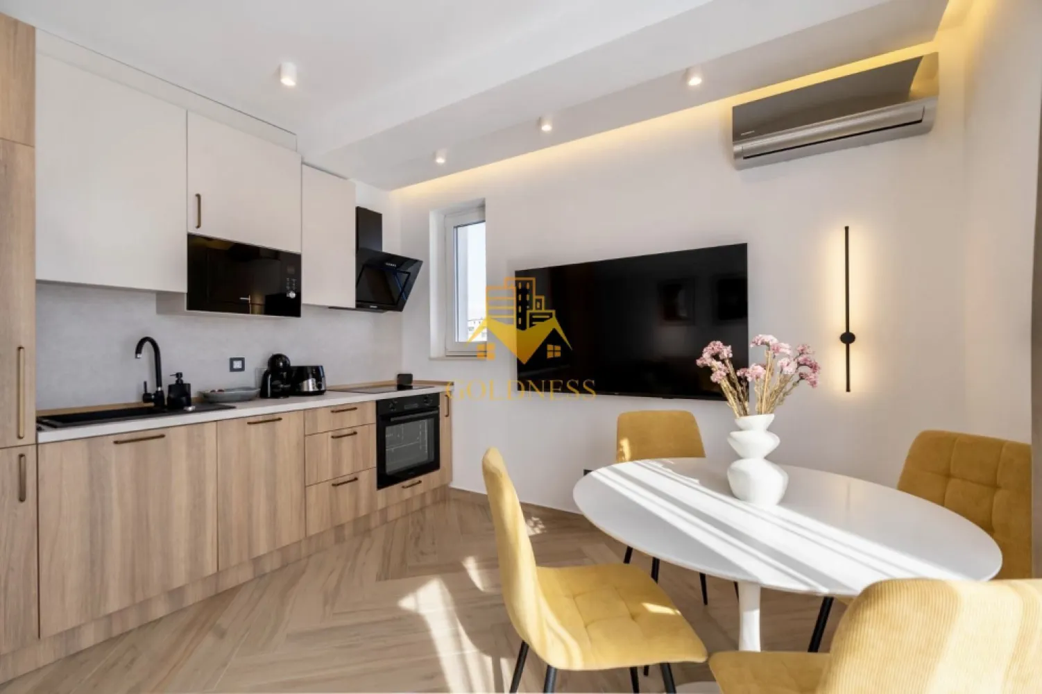 2 camere open space, Premium, Terasa 150 mp, Parcare, Intre Lacuri
