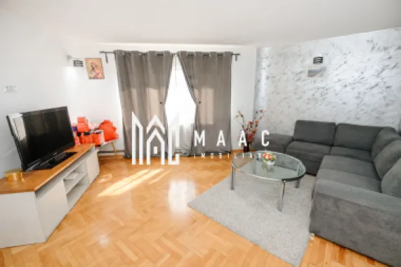 Logo MAAC IMOBILIARE logo