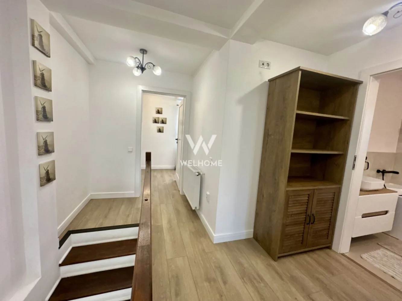 Casa la cheie, curte individuala, jaluzele electrice, aer conditionat
