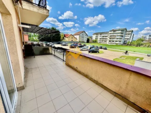 Apartament 2 camere bloc nou Buna Ziua Etajul 1!