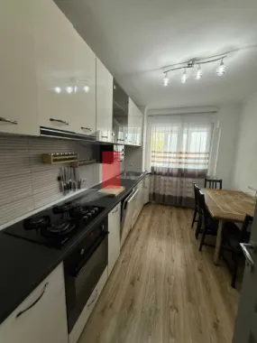 APARTAMENT 3 CAMERE LACUL TEI