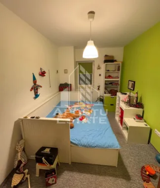 Apartament de vanzare cu 3 camere, bloc nou, centrala proprie,Aradului
