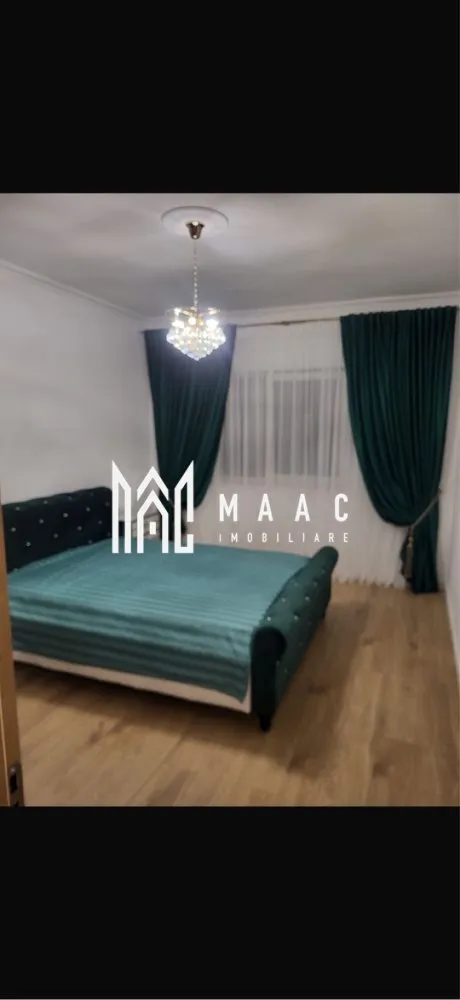 Apartament 1 cameră decomandat | Șelimbăr, Sibiu | 37,5 mp - Apartament de vânzare cu 1 cameră decomandată în Șelimbăr, lângă Sibiu, situat la etajul 2 al unui imobil finalizat în 2024, cu 37,5 mp utili, balcon și loc de parcare.

Detalii proprietate:
• Suprafață utilă: 37,5 mp (suprafață construită 45 mp)
• Compartimentare: decomandat
• Etaj 2 din 3
• Imobil finalizat în 2024
• Stare interioară: ultrafinisat
• Bucătărie separată, complet mobilată și utilată
• 1 baie, hol de acces și 1 balcon
• 1 loc de parcare inclus
• Pardoseli din lemn și pereți finisați în alb
• Geamuri Salamander cu 3 foi de sticlă pentru confort termic și fonic

Locuința este situată în ansamblul rezidențial Casian Renaissance din Șelimbăr, într-un imobil modern amplasat într-o zonă liniștită. Poziționarea oferă acces facil către Sibiu și un cadru potrivit pentru locuire imediată.

Cod anunț CP3208179. Contactați-ne pentru mai multe detalii și pentru programarea unei vizionări.

Conținut optimizat cu AI, aprobat de agent uman.