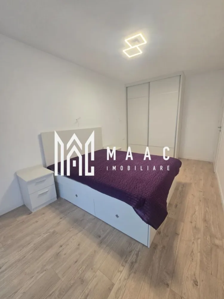 Apartament 2 camere nou | Modern | Balcon | Parcare - MAAC Imobiliare ofera spre inchiriere apartament de 2 camere, nou, complet mobilat si utilat, in zona de vest. mai exact in ansamblul rezidential DaVinci.

*PRIMA INCHIRIERE.

Locuinta are suprafata utila de 52mp si este alcatuita din hol, living open space cu bucatarie cu toate facilitatile, dormitor cu pat matrimonial, baie moderna si terasa de 18mp.

Apartamentul se afla la parterul inalt unui imobil cu regim de inaltime P+1+M, situat la intrarea in Sibiu, in cartierul rezidential DaVinci, care se remarca prin procentul ridicat de spatii verzi, constructii calitative si orientare Sudica la toate locuintele.

Se percepe o chirie in avans si garantie in cuantumul unei chirii lunare. Disponibilitate imediata.

Pentru mai multe detalii, specificati telefonic: CP3208400