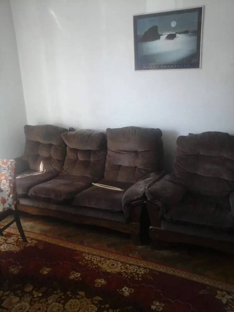 BRASADAS vinde casa cu etaj 4 cam 4 ari in zona 14 Mai. - Agenția imobiliara BRASADAS vinde casa individuala cu etaj cu 4 camere si teren 372mp în zona 14 Mai.