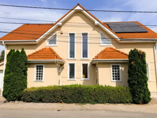 Duplex modern | Complet Mobilat și Utilat I Curte amenajată I Unirii
