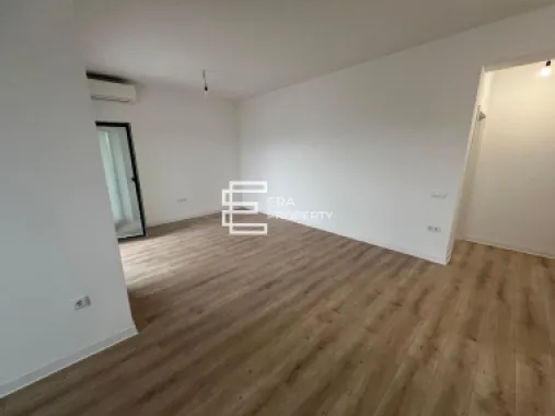 Apartament 3 camere, 80 mp,gradina 42 mp - Selimbar