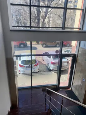 Clădire individuală S+P+3E, zona Parlament | Închiriată integral