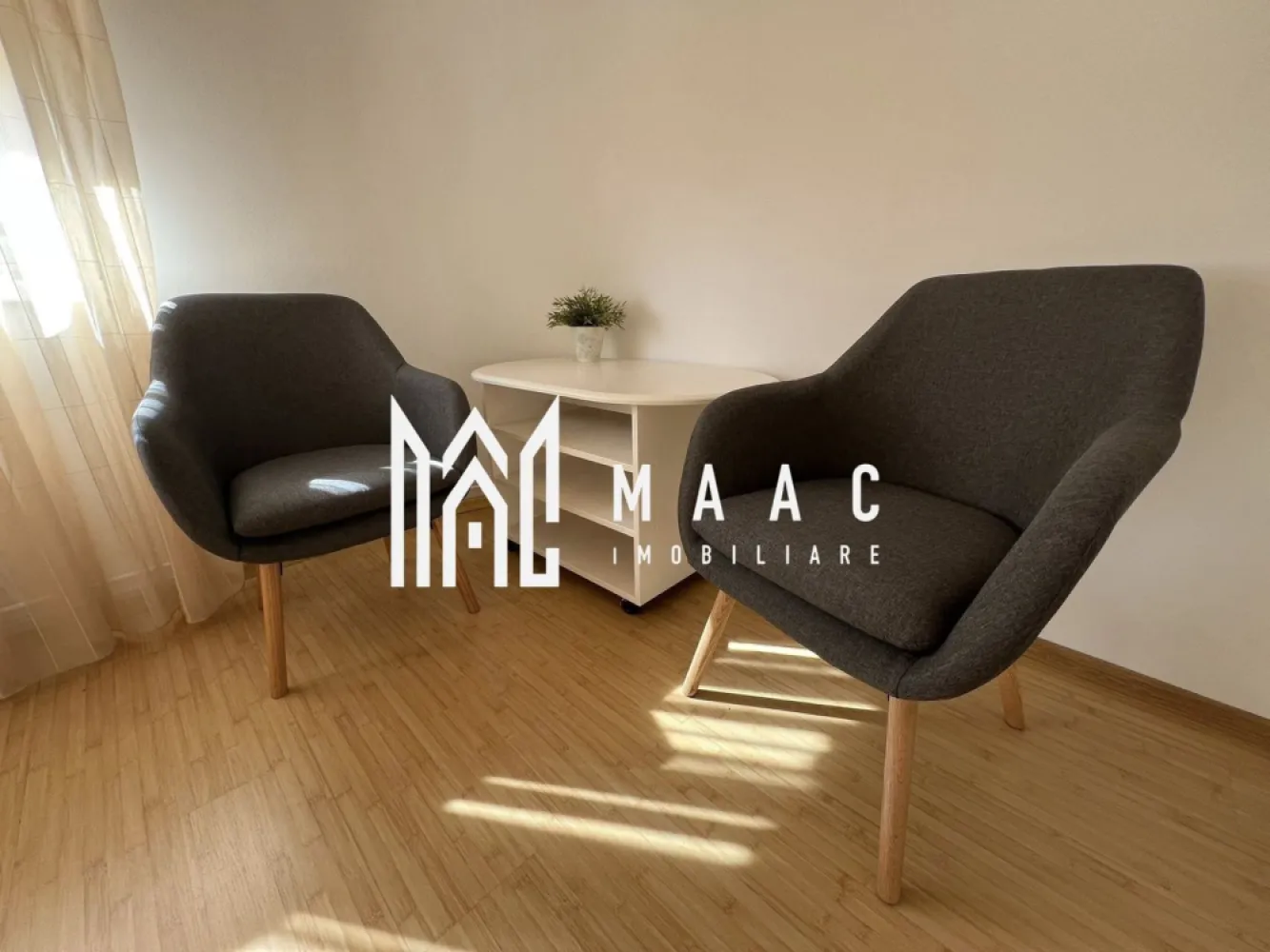 Spațiu de închiriat –40 MPU I Zona Ștrand, Sibiu - MAAC Imobiliare va propune spre inchiriere un spațiu cu suprafața de 40 mp, situat în zona Ștrand din Sibiu, potrivit pentru birouri, cabinet, sediu firmă sau alte tipuri de activități profesionale.

Spațiul este amplasat într-o zonă accesibilă, într-un cartier bine dezvoltat al orașului, cu acces facil către principalele puncte de interes.

Caracteristici:
Suprafață: 40 mp
Destinație: birouri sau alte activități
Grup sanitar propriu
Locație: zona Ștrand – Sibiu
Zonă liniștită, potrivită pentru activități de birou
Spațiul este ideal pentru cabinet, birou contabilitate, IT, consultanță, sediu firmă sau alte servicii.

Condiții de închiriere: Se percepe o garanție în cuantumul unei chirii lunare.
Pentru mai multe detalii și programarea unei vizionări, vă invităm să contactați Maac Imobiliare, specificând ID: CP2961833.