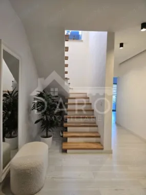 🏡 Penthouse exclusivist cu 4 camere – 120 mp utili