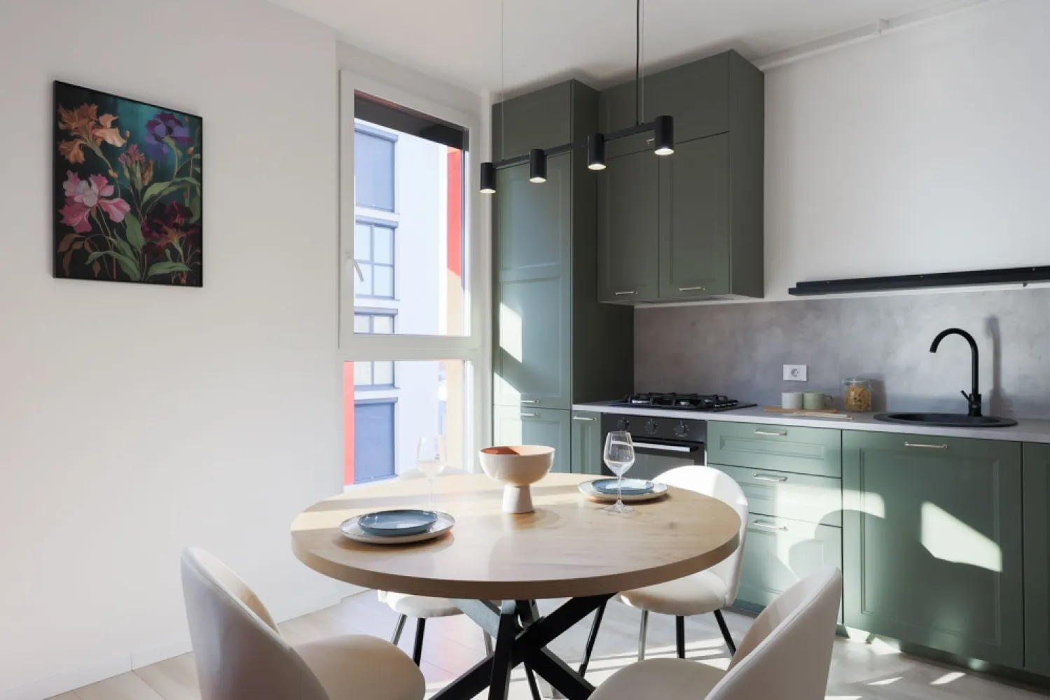 APARTAMENT NOU DE VANZARE – ARED LANGA AFI - direct de la dezvoltator - Îți dorești un apartament într-unul dintre cele mai moderne ansambluri rezidențiale din Arad? Această locuință din Complexul ARED, situată lângă AFI Arad, Atrium Mall și Stadionul Francisc Neuman, este o alegere excelentă atât pentru locuit, cât și pentru investiție.

Complexul oferă un stil de viață modern, fiind securizat și prevăzut cu 4 căi de acces, iar în centrul ansamblului se află un parc privat de 1,6 hectare, amenajat cu:

🌳 spații verzi generoase
🛝 locuri de joacă pentru copii
🏀 terenuri multisport
🎭 amfiteatru
🏃 pistă de alergare

Apartamentul este situat la etajul 1 din 6, într-un bloc dotat cu lift, și are o suprafață de 46 mp utili (inclusiv balconul).
✔️ Living cu bucătărie open-space
✔️ Dormitor
✔️ Hol
✔️ Baie
✔️ Balcon

Se predă la stadiul "gri", beneficiind de:
✔️ Centrală termică proprie pe gaz
✔️ Încălzire în pardoseală
✔️ Instalații pregătite pentru finisajele alese de tine
Dacă îți dorești să te muți fără grija amenajării, apartamentul poate fi finisat și chiar mobilat, contra cost, în funcție de preferințele tale.

🚗 Locul de parcare este inclus în preț.
💰 Prețul afișat nu include TVA.
📸 Pozele sunt preluate de la un apartament deja existent si sunt cu titlu informativ.
📞 Pentru mai multe informații și programarea unei vizionări: 0755 274 519 - Daniel Hord – Consultant ARED Birou Centru