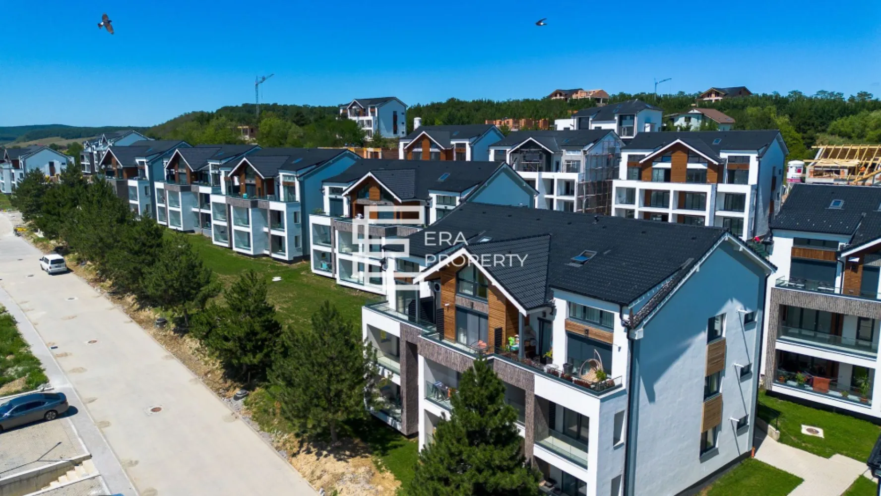 Apartament tip penthouse partial mobilat , Intabulat,zona Cristian