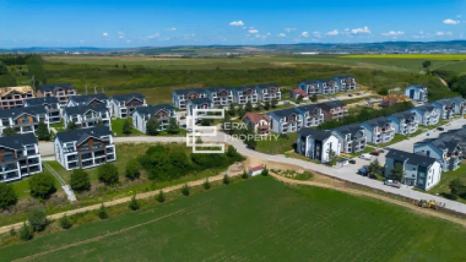 Apartament tip penthouse partial mobilat , Intabulat,zona Cristian