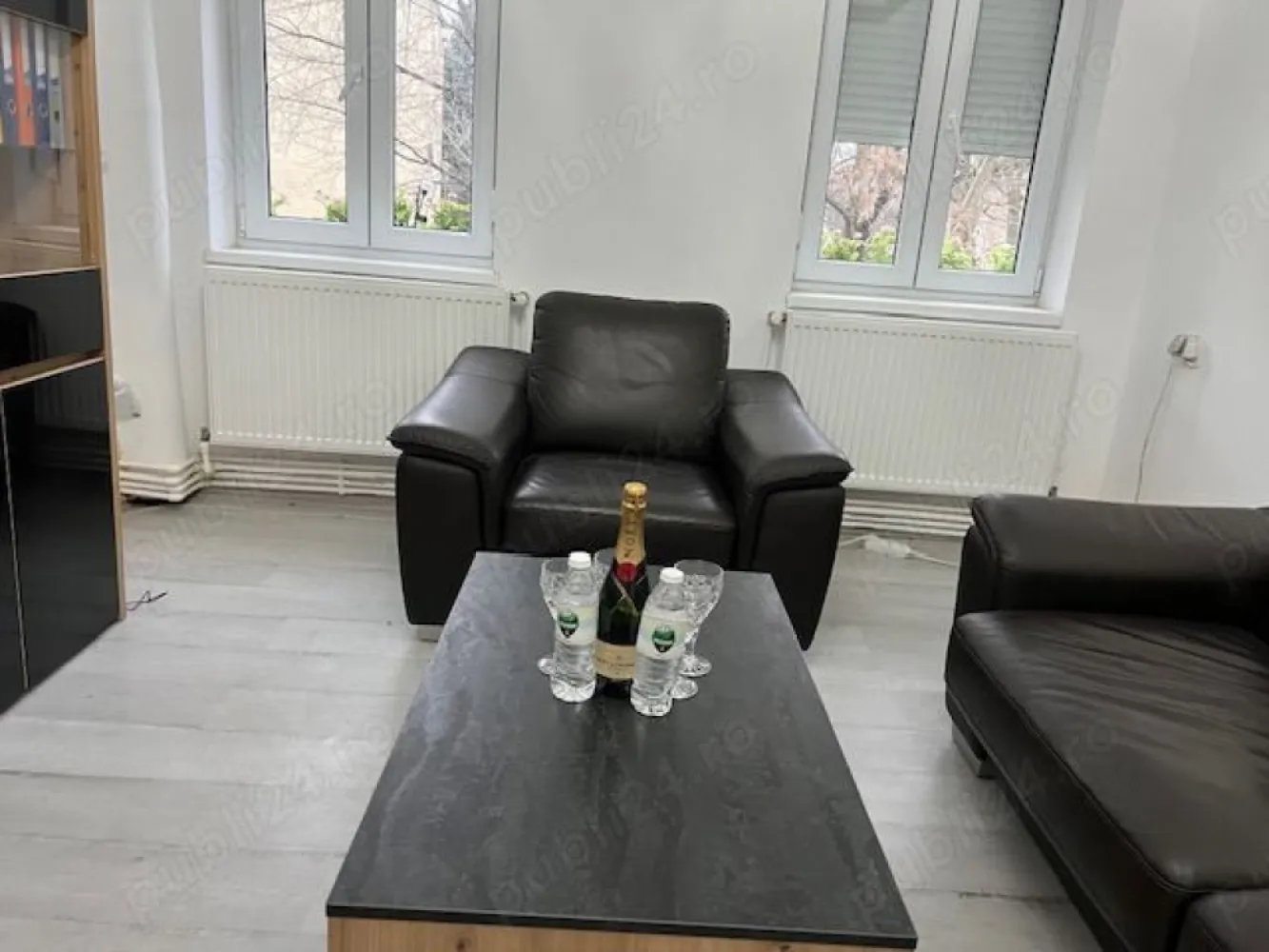 Ag BRASADAS închiriază BIROU 2 cam etaj 1 Calea Victoriei. - Agenția BRASADAS închiriază BIROU 2 camere, 60m2, ULTRACENTRAL sector 1 , Calea Victoriei in vila fara bulina, ideal firma, et. 1, mobilat, centrala proprie,renovat, + loc parcare 20mp in curte , cu garantie .
Pentru mai multe oferte accesați www.brasadas.com.