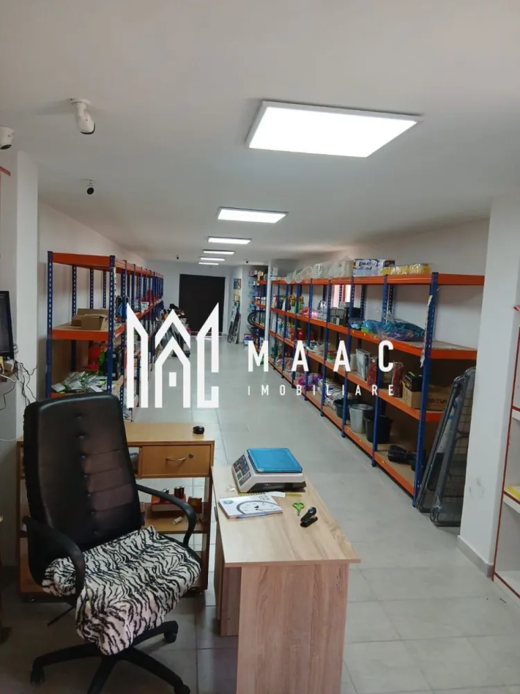 Spațiu de închiriat I 100 mp I Rășinari, Sibiu – Zona Centrala - MAAC Imobiliare va propune spre inchiriere un spațiu cu suprafața totală de 100 mp, situat în Rășinari, județul Sibiu, potrivit pentru diverse tipuri de activități.

Spațiul este versatil și poate fi utilizat atât ca spațiu comercial, cât și ca spațiu de depozitare, fiind ideal pentru mici afaceri, atelier, magazin, birou sau depozit.

Caracteristici:
Suprafață totală: 100 mp
Locație: Rășinari – zona Sibiu
Potrivit pentru orice tip de activitate
Se poate folosi ca spațiu comercial sau depozit
Acces facil

Condiții de închiriere: Se percepe o garanție în cuantumul unei chirii lunare.
Pentru mai multe detalii și programarea unei vizionări, vă invităm să contactați Maac Imobiliare, specificând ID: CP2811445.