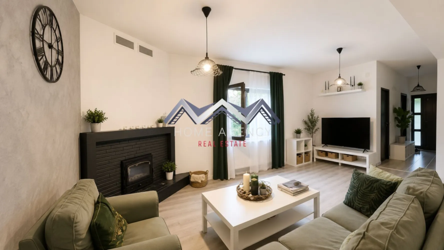 Casă individuală Tunari | 4 camere | Dormitor la parter | Teren 400 mp - Vă propunem, spre vânzare, o casă individuală P+1, situată într-o zonă liniștită și apreciată din Tunari, cu acces facil către Pipera, Otopeni și Nordul Bucureștiului. Construită în anul 2014 de actualii proprietari pentru uz personal, locuința se remarcă prin calitatea execuției, compartimentarea practică și atmosfera primitoare, fiind alegerea ideală pentru o familie care își dorește confort și intimitate.

Proprietatea este amplasată pe un teren de 400 mp și dispune de o suprafață construită de 134 mp. Casa se vinde parțial mobilată, oferind viitorilor proprietari posibilitatea de a-și amenaja locuința după propriul stil.

Parterul oferă un living generos și o bucătărie open-space, creând un spațiu luminos pentru întreaga familie. Șemineul funcțional adaugă un plus de confort și creează o atmosferă deosebită în sezonul rece, iar accesul direct către terasa acoperită extinde în mod natural zona de relaxare către exterior. Tot la parter se află un dormitor, extrem de util pentru oaspeți, persoane în vârstă sau pentru amenajarea unui birou, precum și o baie complet utilată cu cabină de duș.

Etajul este destinat odihnei și este compartimentat astfel încât să ofere intimitate fiecărui membru al familiei. Dormitorul matrimonial beneficiază de acces direct către balcon și de baie proprie (cu cadă), iar cel de-al doilea dormitor dispune de dressing și grup sanitar propriu. 

Curtea de 400 mp oferă suficient spațiu pentru amenajarea unei grădini, a unei zone de joacă sau a unui loc de relaxare. Proprietatea este completată de o magazie pentru depozitare și o pivniță, spații extrem de utile pentru organizarea eficientă a gospodăriei.

Prin construcția realizată cu materiale de calitate, compartimentarea bine gândită și amplasarea într-o zonă în continuă dezvoltare, această proprietate reprezintă o oportunitate excelentă pentru cei care caută o casă individuală în Tunari. Dormitorul amplasat la parter, cele trei băi, șemineul funcțional, terasa acoperită și anexele existente sunt detalii care contribuie la confortul și funcționalitatea locuinței, transformând-o într-un cămin pregătit să fie locuit de noii proprietari.

Dacă sunteți în căutarea unei case bine construite, cu spații echilibrate și teren generos, vă invităm să programați o vizionare pentru a descoperi toate avantajele acestei proprietăți.