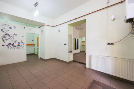 Spațiu comercial strada Episcopiei nr 1, Pregătit pt afacerea ta!