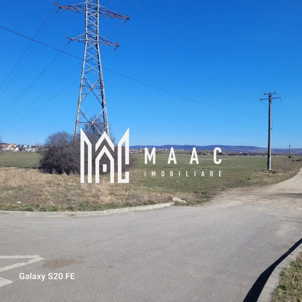 Teren Arhitectilor I 2000 mp I Utilitati in apropiere - MAAC Imobiliare va ofertă o oportunitate rară, ideală pentru dezvoltatori sau investitori care caută un raport preț-valoare excepțional.
Suprafață: 2000 mp (parte dintr-o parcelă mai mare de 6000 mp).
Stadiu: Terenul nu este încă dezmembrat (ofertă urgentă din partea proprietarului).
Utilități: Disponibile la limita proprietății.
Potențial: Zonă în continuă dezvoltare, preț competitiv.
O soluție de achiziție rapidă și profitabilă, adresată celor care doresc să capitalizeze pe creșterea zonei.
MAAC Imobiliare este partenerul dumneavoastră pentru decizii de investiții sigure. Pentru detalii tehnice, programări sau discuții privind prețurile și condițiile de tranzacționare, vă invităm să ne contactați sau să ne vizitați la sediul nostru din Sibiu, strada Oituzului nr. 12 .
Pentru mai multe detalii precizati telefonic ca ati vazut anuntul cu ID CP2962733.