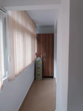 Apartament 2 camere, decomandat, et1, bloc cu lift, zona 8 Martie, Ploiesti