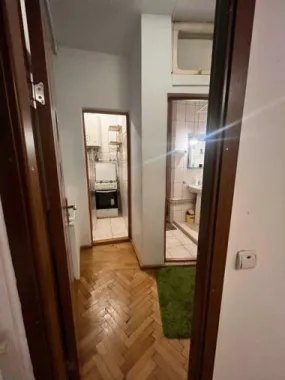 Ag BRASADAS închiriază BIROU 4 cam 120 mp Piaţa Romană.