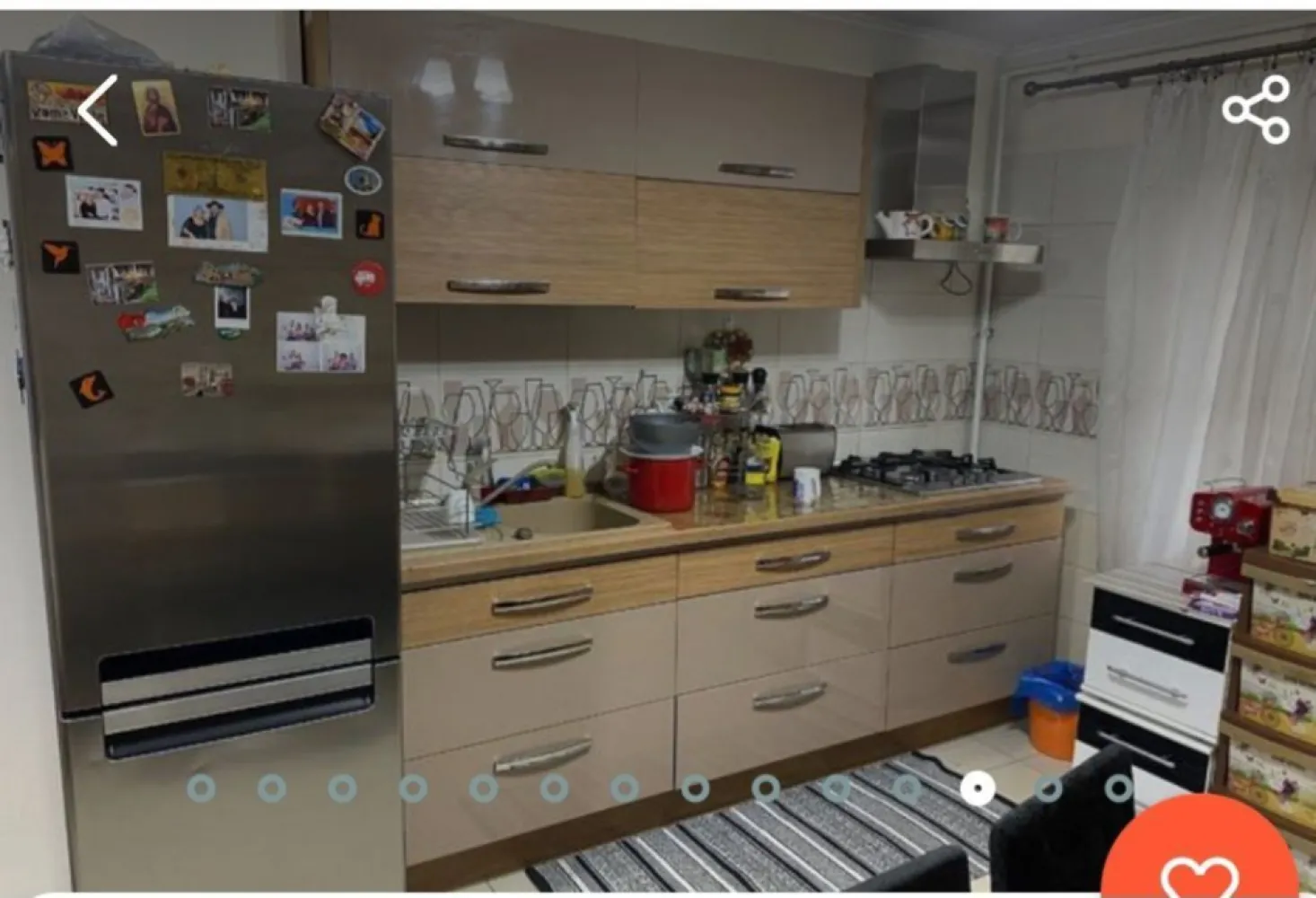 BRASADAS vinde ap 3 cam etaj etaj 1/4 PARCARE Micro 16. - Agenția Imobiliara BRASADAS vinde apartament cu trei camere situat in Micro 16 pe strada Muncii, zona linistita apeoape de mijloace de transport si parcuri.
Dispune de: 3 camere ( 2 dormitoare, 1 living), 1 bucatarie, 1 baie, 1 hol, 2 balcoane si loc de parcare. Se alfa la etajul 1 din 4 (2 apartamente pe palier).
Este complet mobilat cu exceptia unor obiecte ( detalii la intelegere ).
Utilitati: centrala proprie, parchet, gresie, faianta, geamuri termopan, izolat, schimbat instalatii curent, apa.
Pentru mai multe oferte accesați www.brasadas.com.