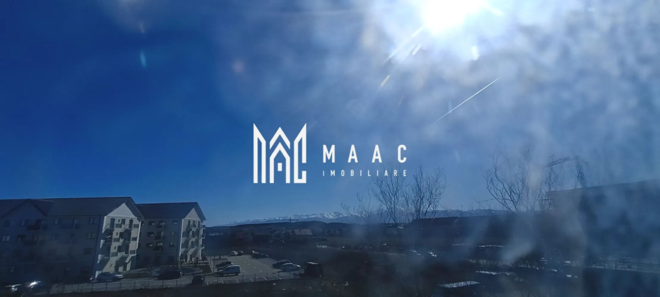 Apartament | 72 MPU | 3 camere | 2 Balcoane | Pictor Brana - MAAC Imobiliare vă propune spre vânzare un apartament cu 3 camere situat în zona Pictor Brana o locație liniștită și foarte căutată, aflat la etajul 2/3 al unui imobil construit în 2008 . 

Avantajele Locației:
Natură și Recreere: În imediata apropiere se află parcul, ideal pentru plimbări și activități în aer liber

Acces rapid la școli, grădinițe și diverse magazine 

Acces facil la mijloacele de transport în comun

Curte comună proprie a blocului

Caracteristici Principale:
Suprafață utilă: 72 mp

Decomandat 

Orientare: Sud-Estică (lumină naturală pe tot parcursul zilei)

Compartimentare:
living 
cu
bucătărie open-space

2 dormitoare fiecare cu ieșire pe balcon

1 baie 

2 balcoane 

hol de acces

Vedere excelentă spre munte

Sistem de încălzire: Centrală proprie și calorifere

Pentru vizionări sau mai multe detalii contactați-ne și specificați codul proprietății ID:CP2965870.