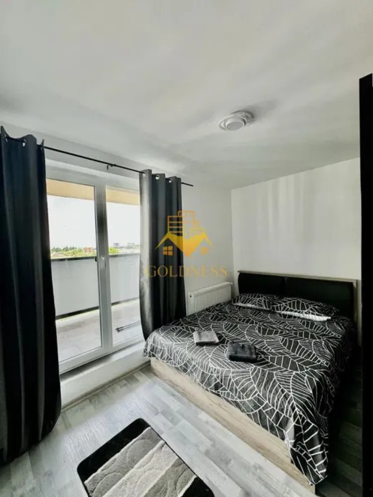 2 Camere Premium, Ego Residence, Corneliu Coposu, Parcare, Lombului - GOLDNESS Imobiliare vă propune spre închiriere un apartament cu 2 camere complet mobilat și utilat, la etajul 6 într-un imobil de 6 etaje, în cartierul Dambul Rotund. 
Apartamentul este compartimentat astfel:
 - dormitor cu pat matrimonial, dressing, noptiere
 - living cu bucatarie open-space complet utilată, canapea extensibla, loc de servit masa 
 - baie cu cabina de dus, calorifer port prosop inox și dulap pentru depozitare.
 - terasa de 10mp.

Imobilul este dotat cu toate cele necesare- centrală proprie, mașină de spălat haine, frigider, plită electrică, hotă, TV, etc. 
Se află în apropierea stațiilor de transport în comun, magazine, restaurante, spații verzi, farmacii, etc. 

Dacă sunteți interesați de acest apartament și doriți să îl vizionați, dar și pentru alte oferte sau detalii nu ezitați să ne contactați telefonic sau prin e-mail - goldnessimobiliare@gmail.com. Vă stăm la dispoziție!